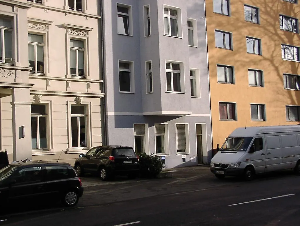 Homestay Ferienwohnung Bankwitz Cologne